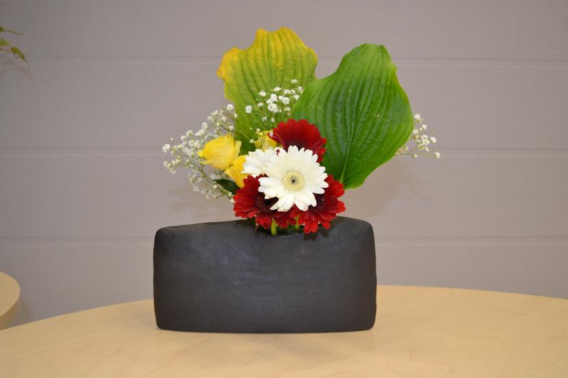 Japānas ziedu kārtošanas mākslas - ikebanas demonstrējumi