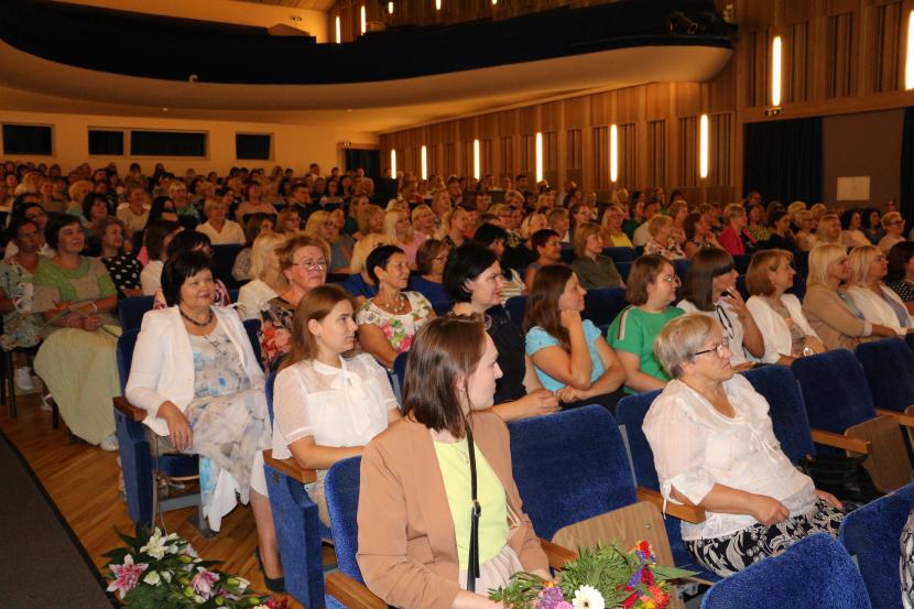 Pedagogu augusta konference "Dialogs izglītībā - pamats izaugsmei" un Metodiskā diena pedagogiem
